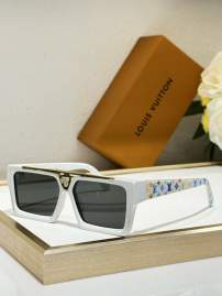 Picture of Louis Vuitton Sunglasses _SKUfw77095893fw